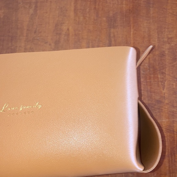 🔨📚 LEATHER BOOK BASKET • AUSTIN, TX STYLE ✂️📕 - Picture 6 of 6